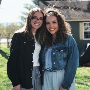 Meet your Posher, Annie